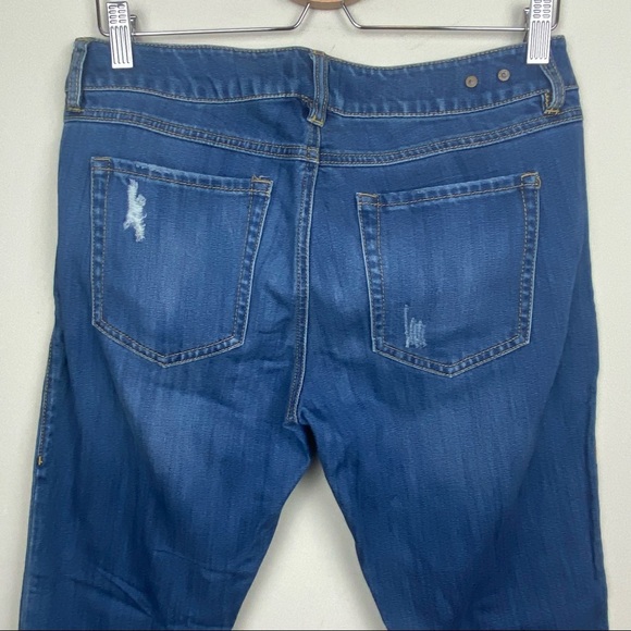 Cabi || Denim Jeans; Slim Boyfriend Style 5165; Size 6 - Picture 9 of 14